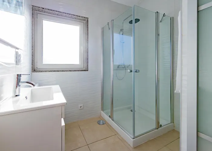 Garden Yard Apartment Porto