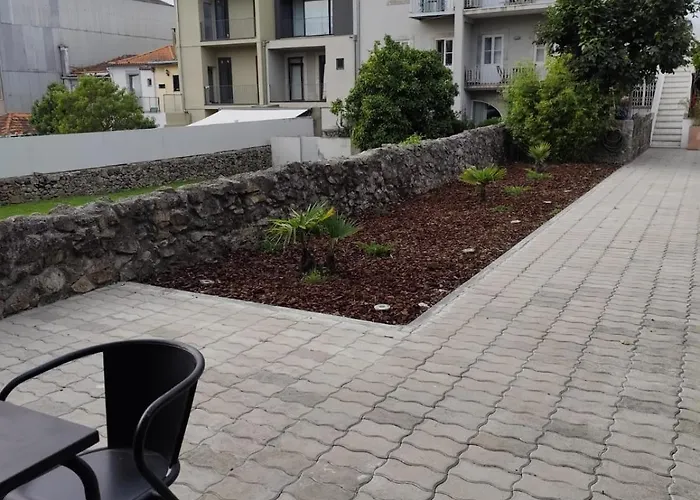 Apartment Garden Yard *